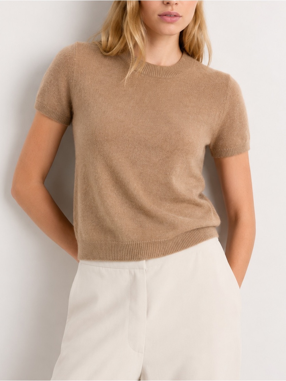 Quince Mongolian Cashmere Tee Camel Size S 100% Cashmere Short Sleeve Sweater